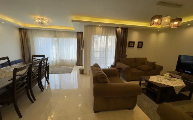 CK 1108 Spacious 2BR Apt 2BA Near Airport