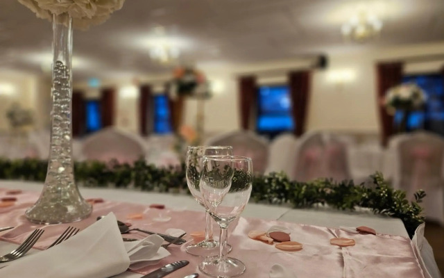 Marsh Farm Hotel
