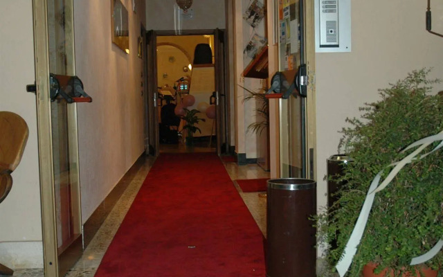 Solidago Hotel