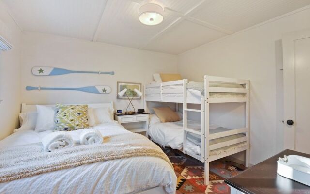 Pino Point Steps to Tahoe Beaches