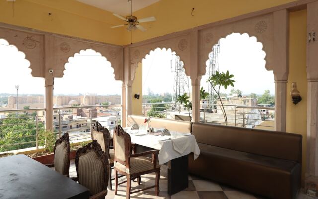 Hotel Mumtaz Mahal