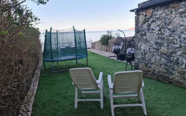 Stunning Sea View Blue Haven in Penmaenmawr