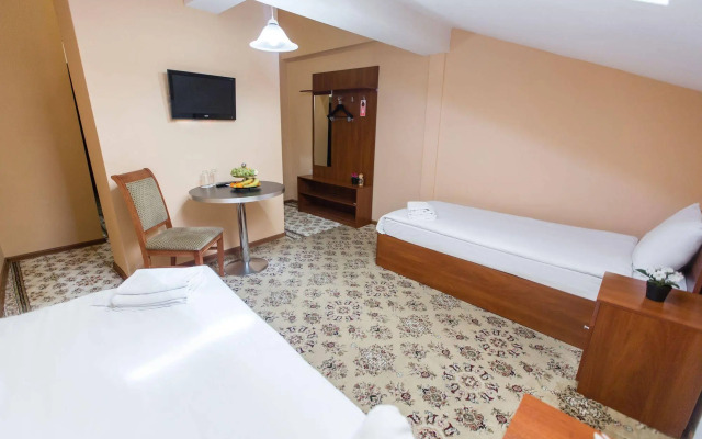 Matreshka Hotel