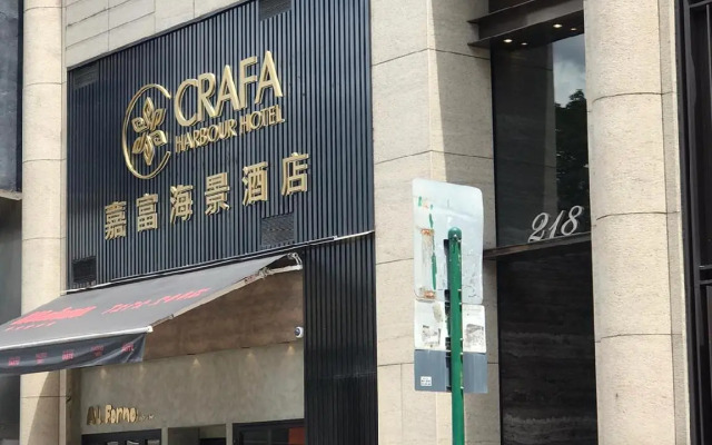 Crafa Harbour Hotel