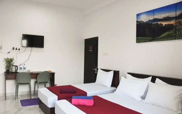 The Regent Grand Hotel - Galle Face