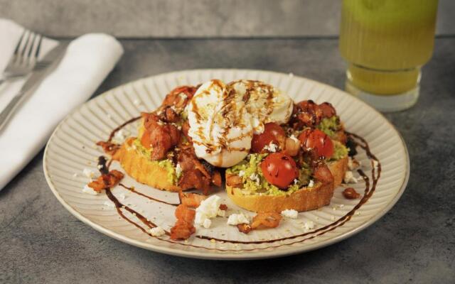 The Lawson Riverside Suites