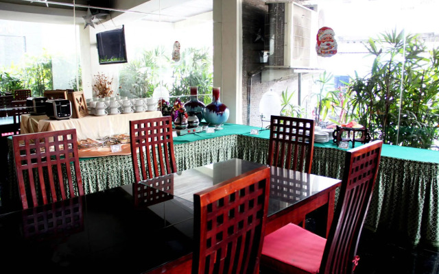 New Grand Park Hotel