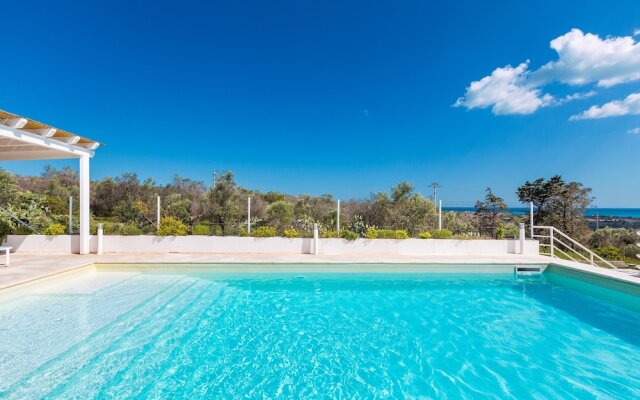 3366 Villa Amoenitas by Perle di Puglia