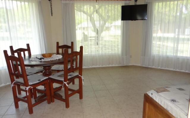 Solar Encantado Cabañas & Chalet