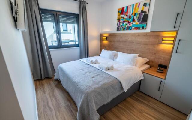 PINNA RESIDENCE - Datul