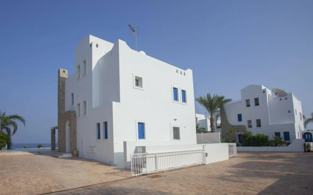 Mimosa Seafront Villa