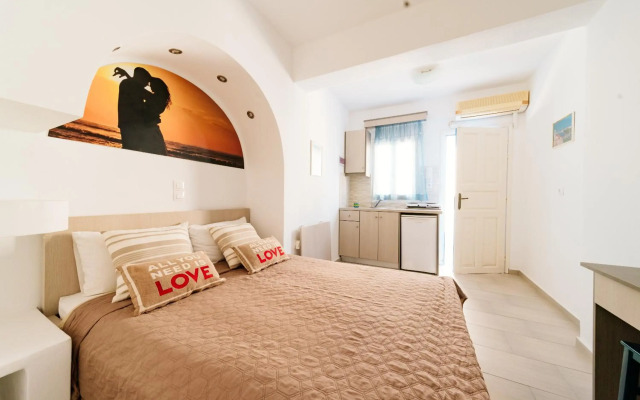 Honeymoon Beach Studios