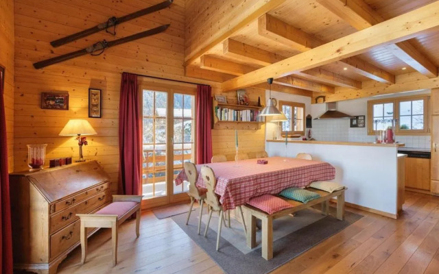 Montebello - Cozy Classic Swiss Chalet With Stunning Views