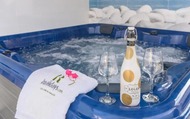 Villa Javier Sayalonga by Ruralidays