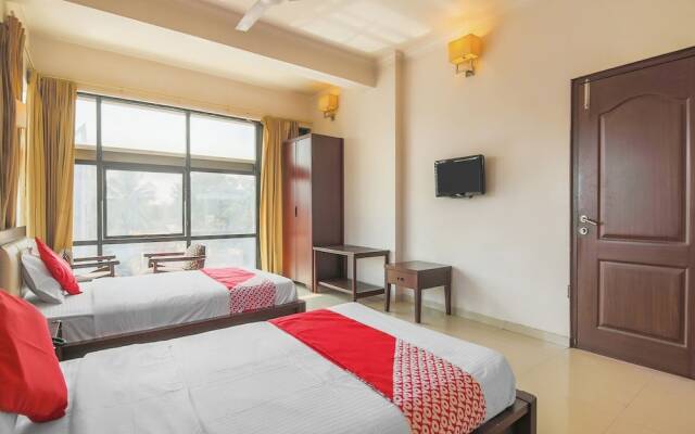 OYO 28178 Mega Inn