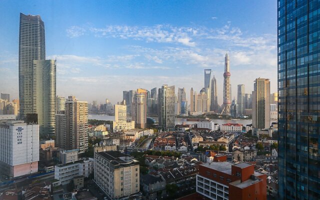 Wonderoom Design Apartment on the Bund