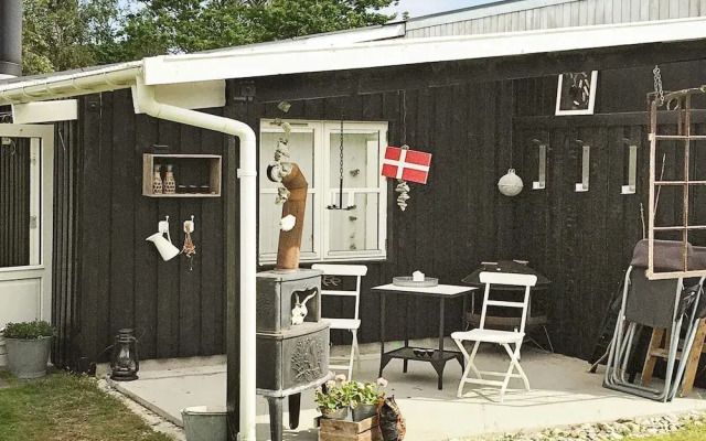 5 Person Holiday Home in Hals