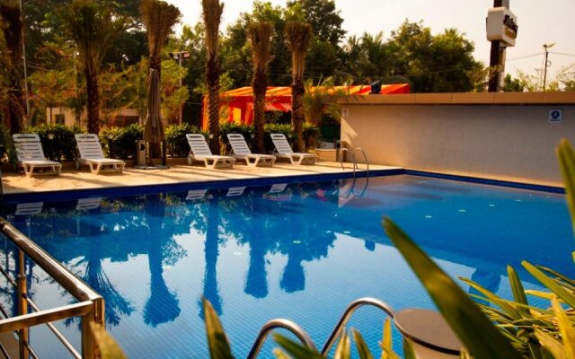 Jalashray Resort