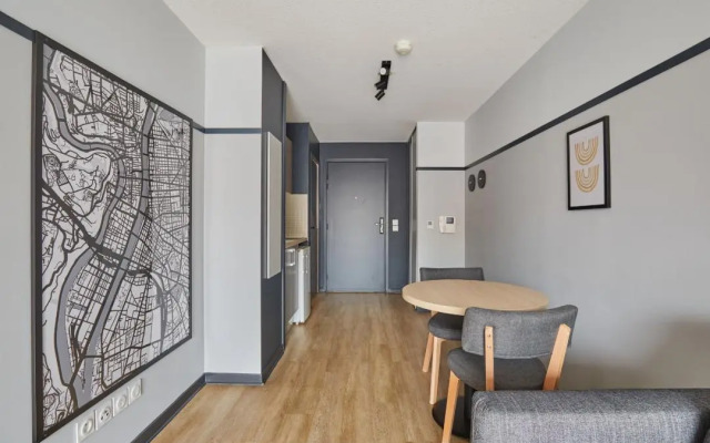 Appart Hotel Odalys City Lyon Confluence