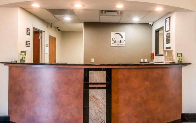 Sleep Inn & Suites