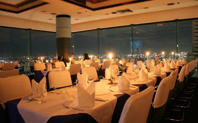 Baiyoke Suite Hostel