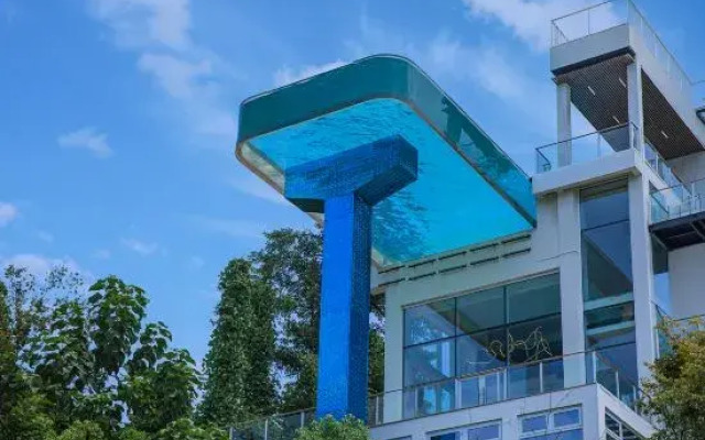 Moganshan Sky Swimming Pool Resort