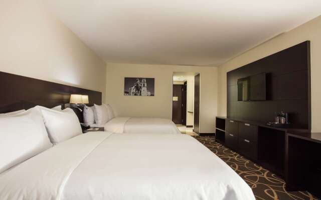 DoubleTree by Hilton Toluca