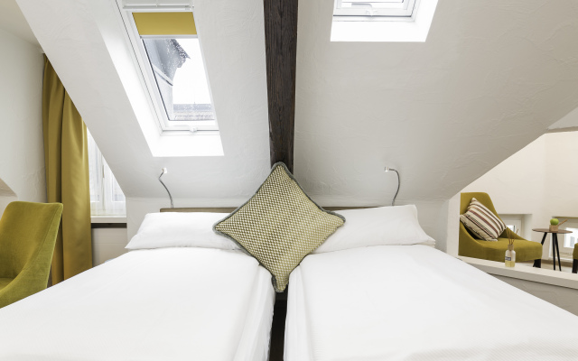 PLATZHIRSCH ZÜRICH - Downtown Boutique Hotel & Sushi Lounge