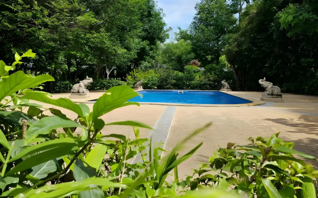 Samran Resort by OYO Rooms