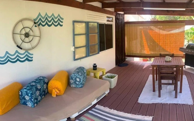 Moana Breeze Eco Lodge
