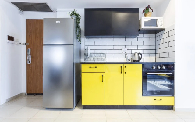 AirTLV - Arlozorov Apartment's
