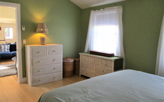 279 Alden - 3 Bedroom House