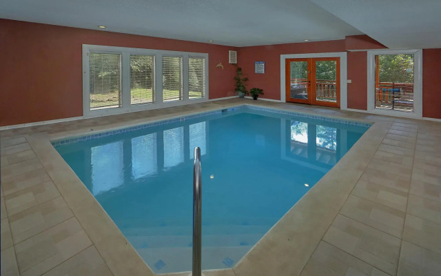 Sweet Tranquility Pool Lodge