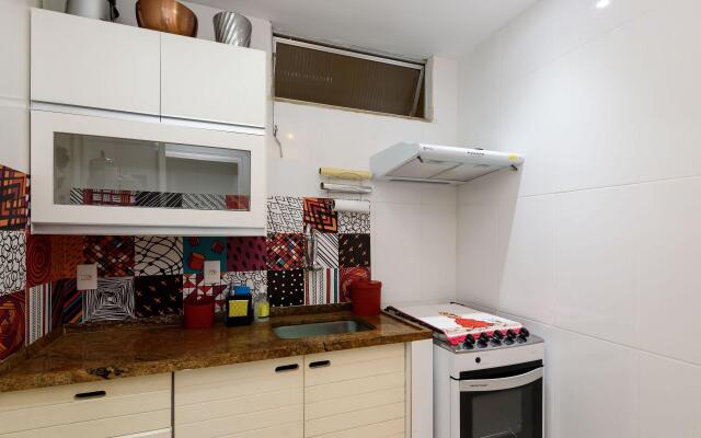 1 Quarto a 200m da Praia de Ipanema | PM1441/206