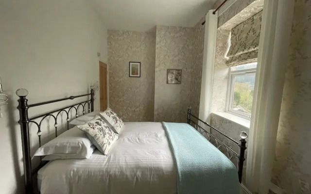 Tyn Y Fron Country House