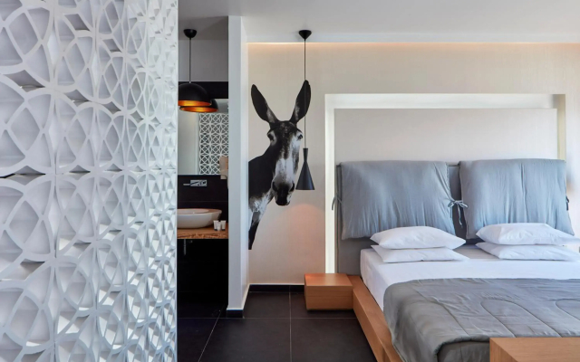 Kosmoplaz Beach Hotel