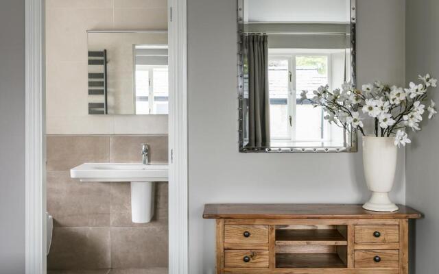 The Lodge Rooms @ Carus Green