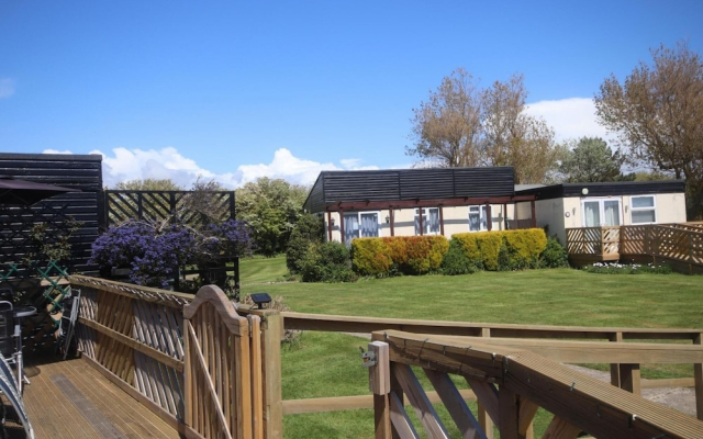 7A Medmerry Park 2 Bedroom Chalet