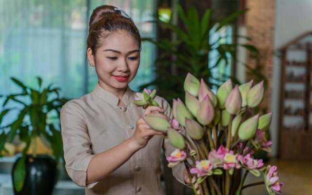 Mekong Angkor Deluxe Hotel