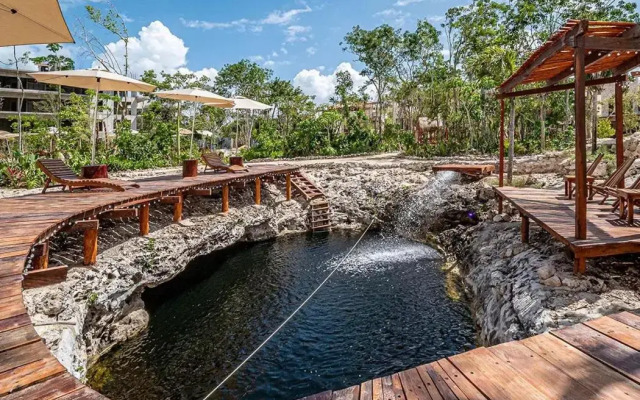 PentHouse con jacuzzi privado, cenotes, piscinas, GYM