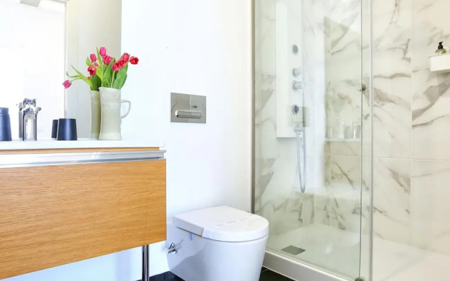 Ria Formosa Vista Duplex Charm in Downtown Faro