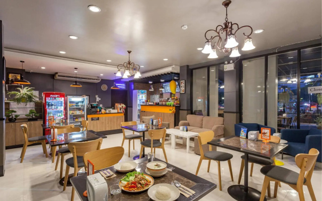 Le Park Hotel