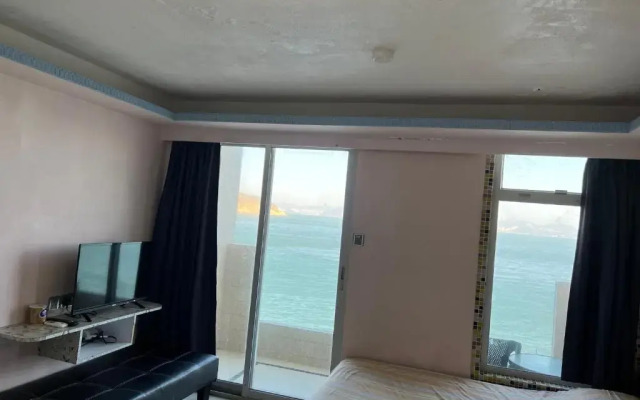 Sea View Holiday House