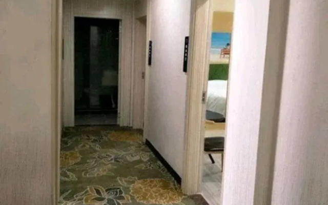 Central Theme Hotel by OYO Rooms