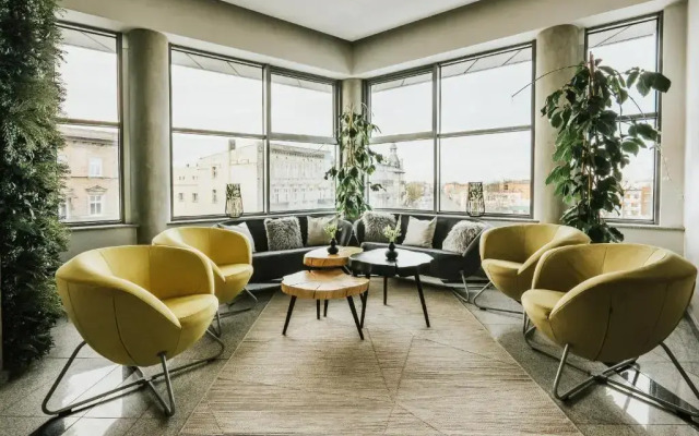 Green Hotel