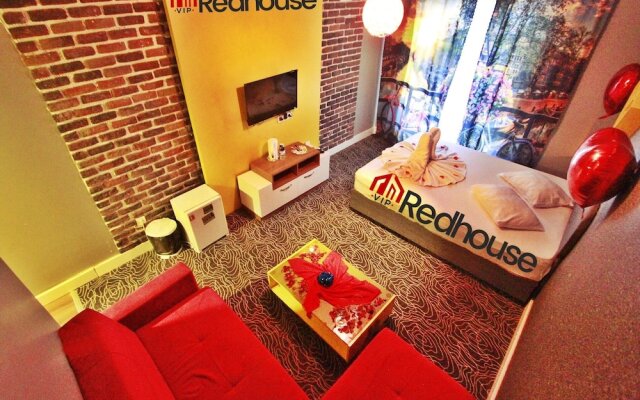 Red House Vip