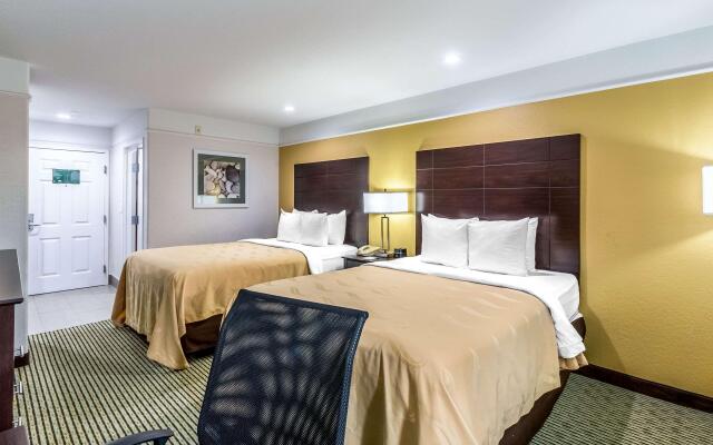 Quality Inn & Suites SeaWorld North