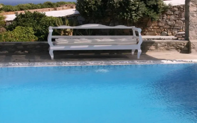 Sea & Sun Estate