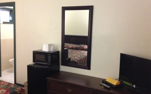 Budget Inn