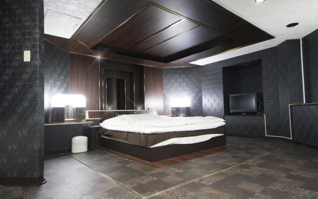Hotel Que Sera Sera Hirano - Adults Only